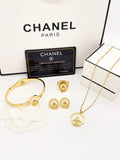 Luxury Gold Medallion Jewelry Set – Necklace, Earrings, Bracelet & Ring