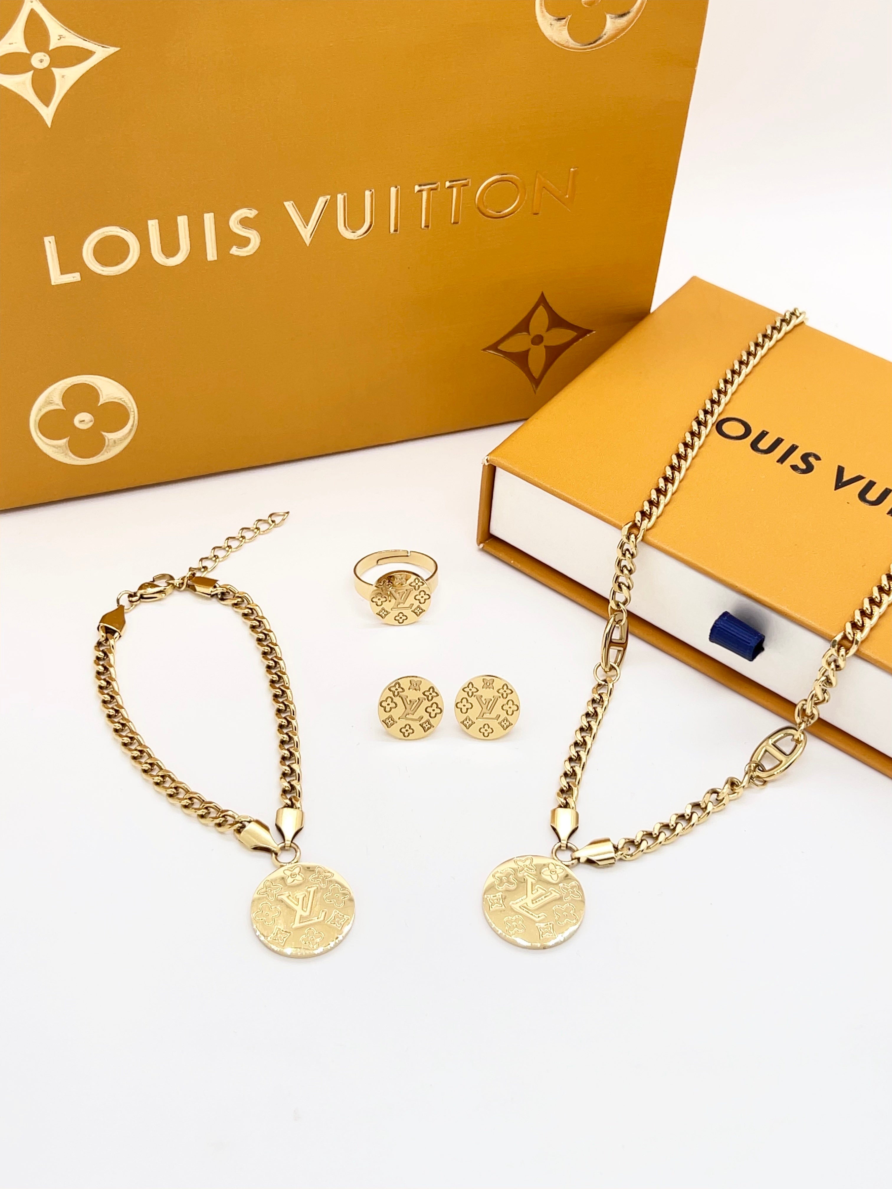 Luxury Gold Medallion Jewelry Set – Necklace, Bracelet, Earrings & Ring