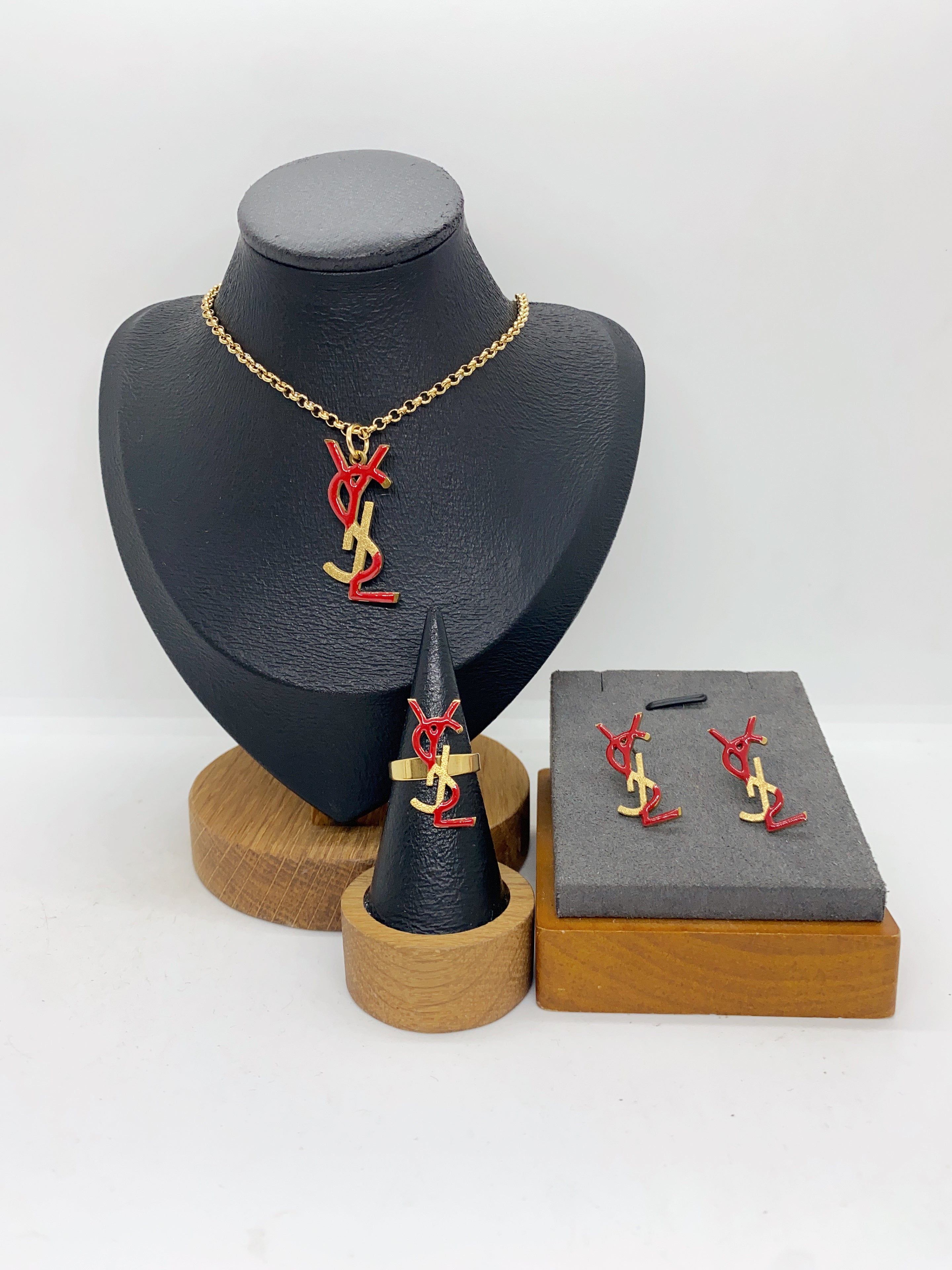 Luxury Gold Heart Link Jewelry Set – Necklace, Bracelet, Ring & Earrings