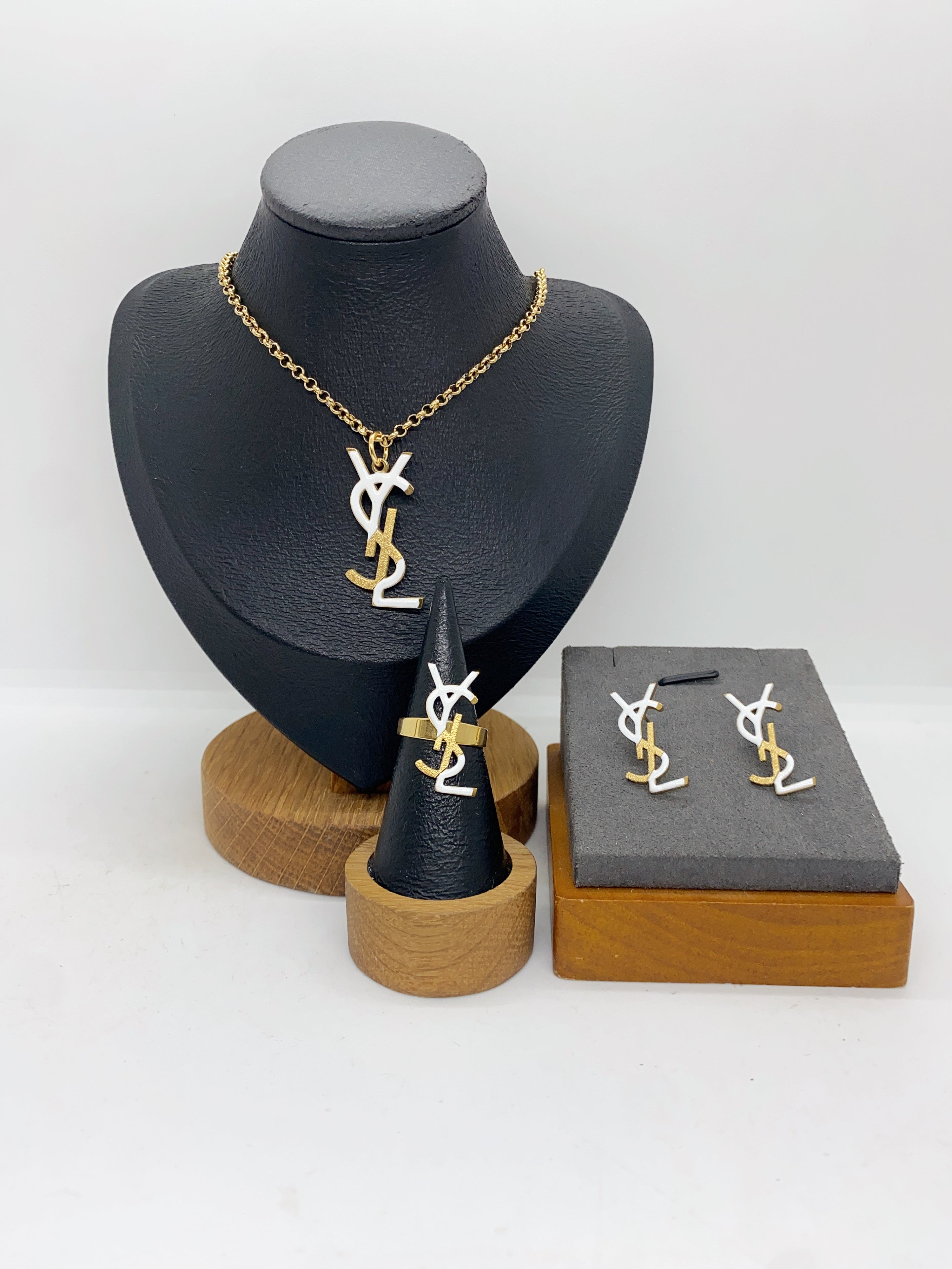Luxury Gold Heart Link Jewelry Set – Necklace, Bracelet, Ring & Earrings