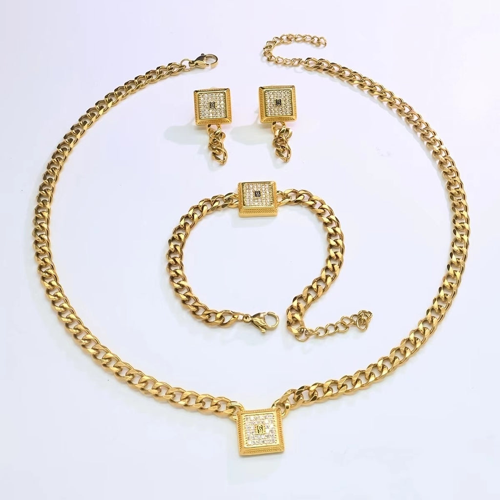 Elegant Gold Chain Jewelry Set with Geometric Square Accents