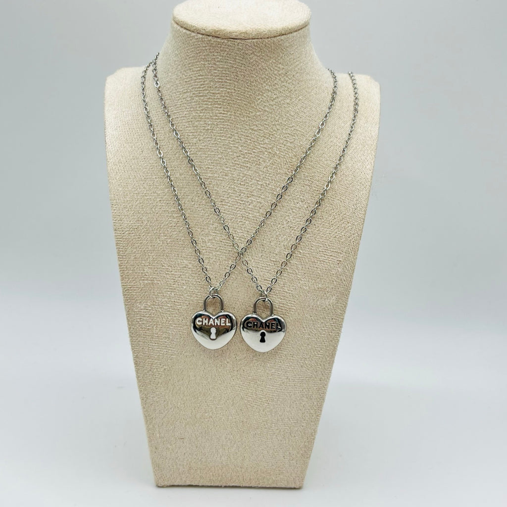 Stylish  Heart Pendant Necklace Set (Dual Design)