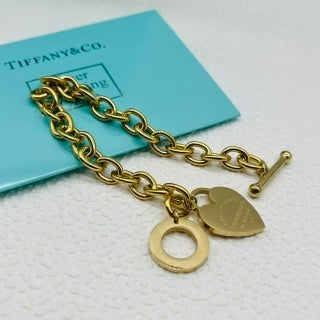 Elegant Silver Heart Tag Chain Bracelet with Toggle Clasp