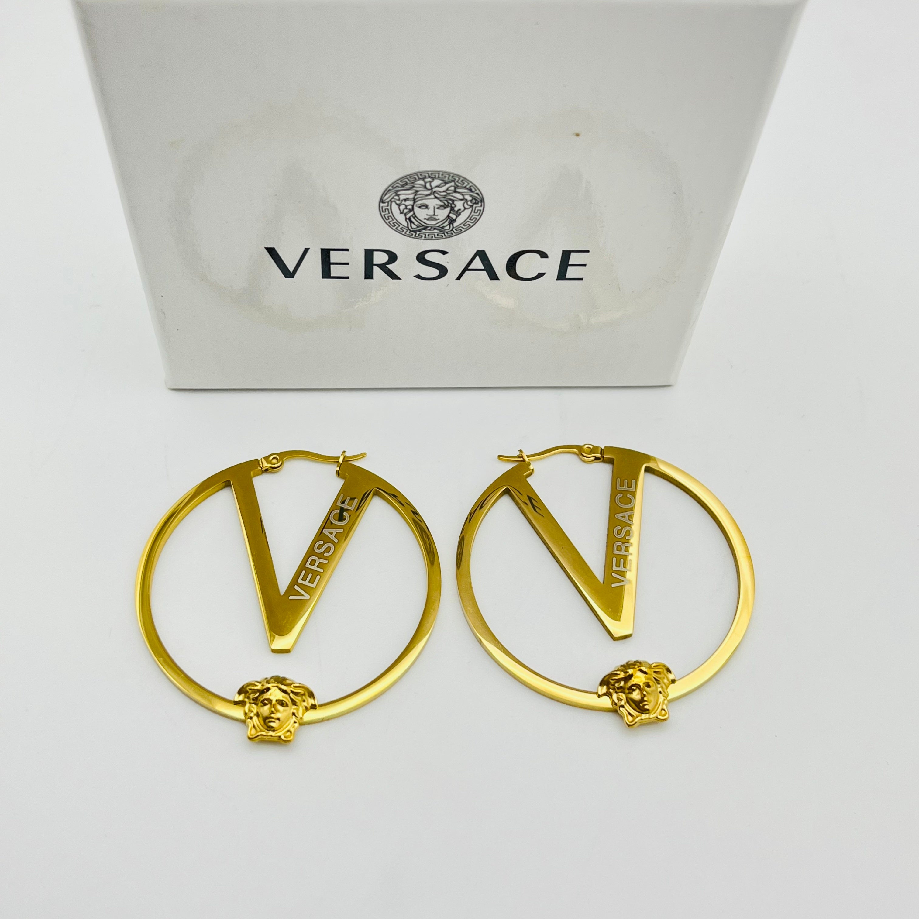 Luxury Gold Circle Drop with V Logo Design